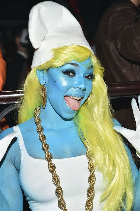 Best celebrity Halloween costumes from sexy Gemma Collins to。